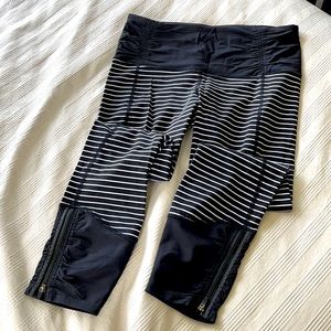 Lululemon Runday Crops striped Sz 6